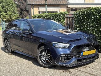 Vaurioauto  passenger cars Mercedes C-klasse C-klasse Estate 300E LUXURY LINE AUTOMAAT 204PK 2022/6