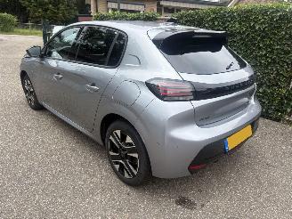Peugeot 208 1.2 Hybrid 110 e-DCS6 SPORT AUTOMAAT 101PK picture 8