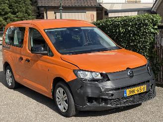 Voiture accidenté Volkswagen Caddy Combi 1.5 TSI  HYBRIDE AUTOMAAT PLUG-INN 2025/11