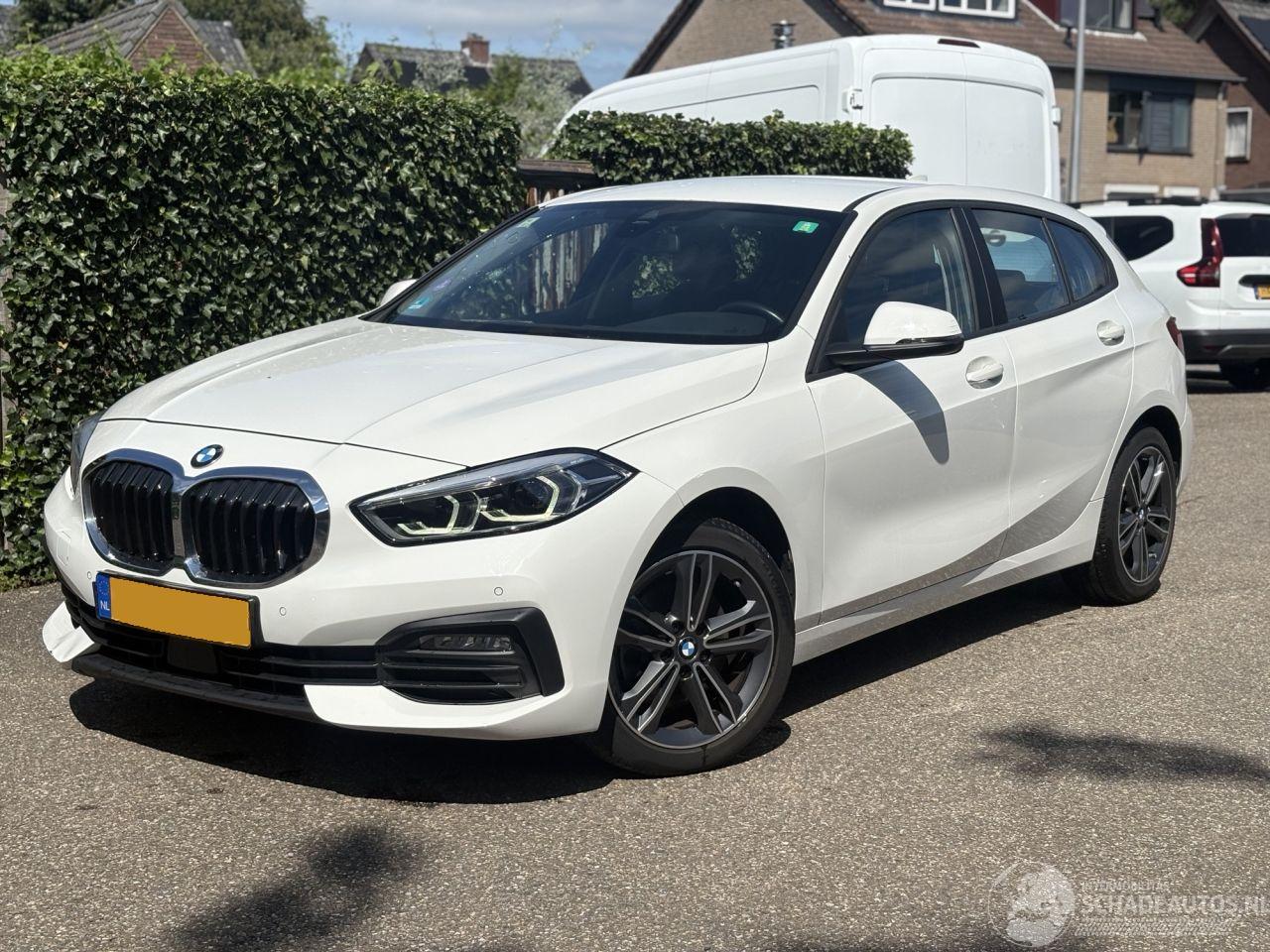 BMW 1-serie 118i Executive Edition AUTOMAAT 136PK