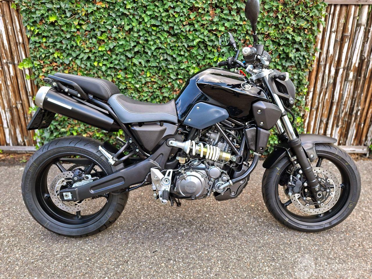 Yamaha MT-03 