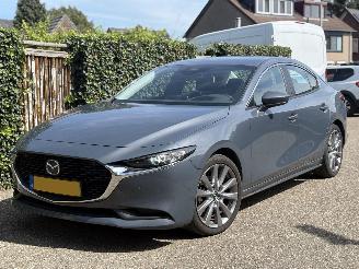 Auto incidentate Mazda 3 2.0 e-SKYACTIV-G M HYBRID 150PK 2023/11