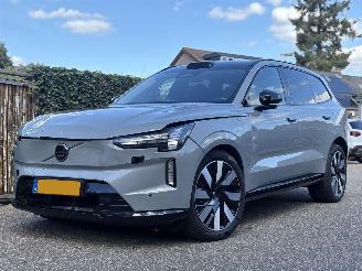 Damaged car Volvo EX90 Twin Motor Performance Ultra 7p. 111 kWh 517 PK VOLL 2025/6
