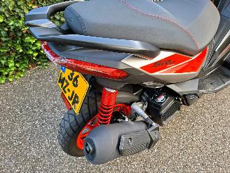 Aprilia  SR GT 200 SPORT picture 6