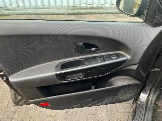 Kia Cee d 1.4 CVVT 16V Combi/o  Benzine 1.396cc 77kW (105pk) FWD 2010-10/2012-12 (EDF5PN; EDF5PO) G4FA picture 16