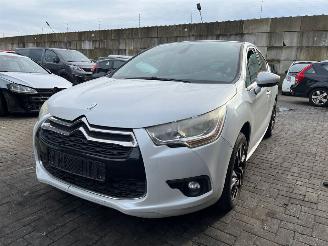 Citroën DS4 1.6 16V VTi 120 Hatchback  Benzine 1.598cc 88kW (120pk) FWD 2011-04/2015-07 (NX5FS) EP6C; 5FS picture 3