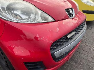 Peugeot 107 1.0 12V Hatchback  Benzine 998cc 50kW (68pk) FWD 2005-06/2014-05 (PMCFA; PMCFB; PNCFA; PNCFB) 384F; 1KR picture 13