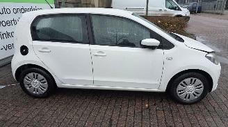 Volkswagen Up! 1.0 12V 60 Hatchback  Benzine 999cc 44kW (60pk) FWD picture 9