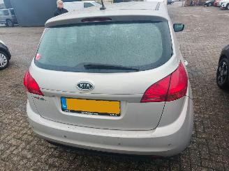 Kia Venga  picture 3