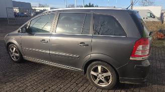 Opel Zafira Automaat picture 10