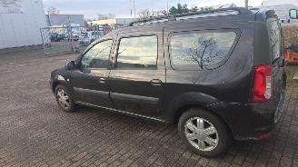 Dacia Logan 1.6 16V Flexifuel Combi/o   1.598cc 77kW picture 6