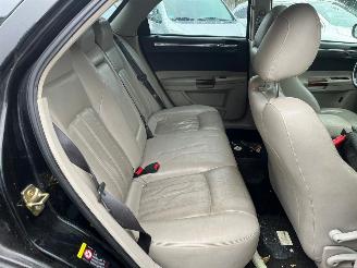 Chrysler 300 C 3.5 V6 24V Combi/o  Benzine 3.518cc 183kW (249pk) RWD 2004-09/2010-12  EGG picture 19