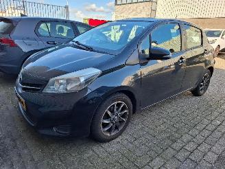 Toyota Yaris  picture 2