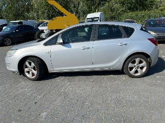 Opel Astra 1.6 16V Ecotec Hatchback 4Dr Benzine 1.598cc 85kW (116pk) picture 7