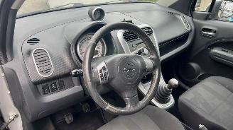 Opel Agila 1.2 16v picture 15