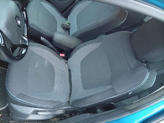 Renault Captur  picture 23