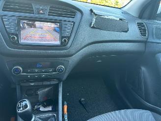 Hyundai I-20 1.0 T-GDI 100 picture 13