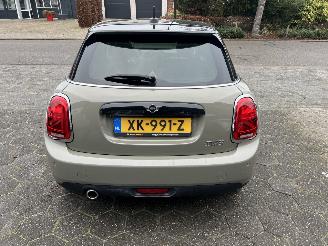 Mini Cooper 1.5 Pepper picture 4