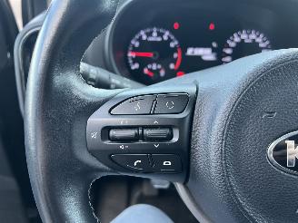 Kia Picanto 1.0 CVVT Design Edition picture 13