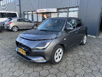 damaged passenger cars Suzuki Swift 1.2 Hybrid 2024/7