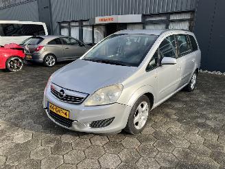 Damaged car Opel Zafira 1.6 7 Persoons Business 2008/9