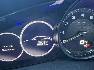 Porsche Cayenne 3.0 E-Hybrid Platinum Edition picture 30