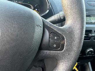 Renault Clio 0.9 TCe Authentique picture 23