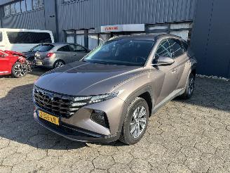 uszkodzony samochody osobowe Hyundai Tucson 1.6 T-GDI HEV i-Motion 2021/6