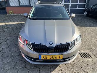 Skoda Octavia 1.0 TSI Greentech Style Business picture 8