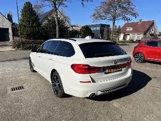 BMW 5-serie 520i High Executive picture 3