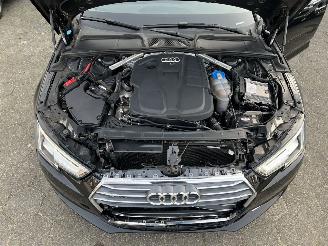 Audi A4 Avant 2.0 TDI quattro Sport Pro Line S picture 13