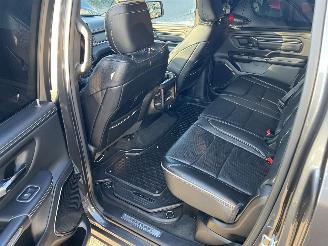 Dodge Ram 1500 Limited 5.7 V8 CC 4X4 picture 8