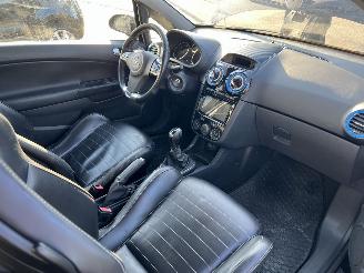 Opel Corsa OPC 1.6 16V T OPC picture 21