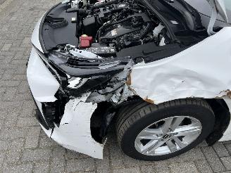 Toyota Corolla 1.8 HYBRID ACTIVE picture 30