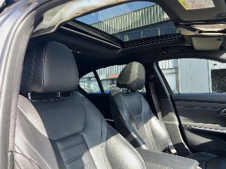 BMW 3-serie 330e High Executive picture 27