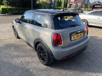Mini Electric Camden Edition 33 kWh picture 3