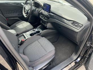 Ford Focus 1.0 EcoBoost Titanium X Business picture 23