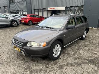 Voiture accidenté Volvo Xc-70 2.5 T SUMMUM 2005/10