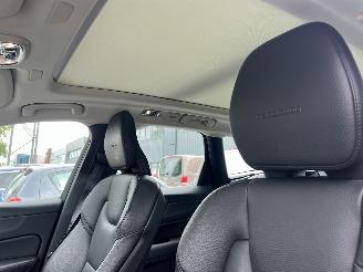 Volvo Xc-60 2.0 T8 Twin Engine AWD Inscription picture 15