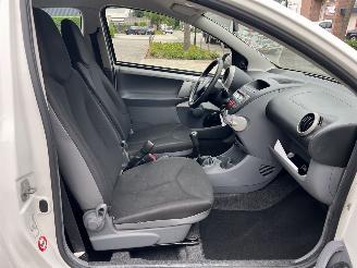 Toyota Aygo 1.0  NOW 3-drs picture 16