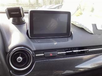 Mazda 2 2 (DJ/DL), Hatchback, 2014 1.5 SkyActiv-G 90 picture 15