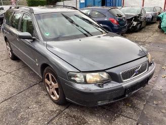 Vrakbiler auto Volvo V-70 V70 (SW), Combi, 1999 / 2008 2.4 20V 170 2003/5