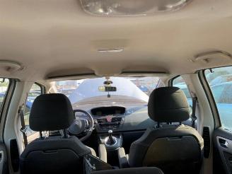 Citroën C4 C4 Picasso (UD/UE/UF), MPV, 2007 / 2013 1.6 16V VTi 120 picture 14