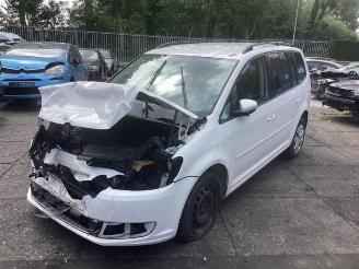 Vrakbiler auto Volkswagen Touran Touran (1T3), MPV, 2010 / 2015 1.6 TDI 16V 2012/8