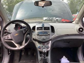 Chevrolet Aveo Aveo (300), Hatchback, 2006 / 2015 1.4 16V picture 9