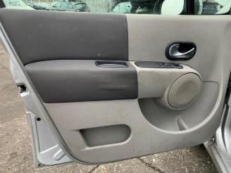 Renault Modus Modus/Grand Modus (JP), MPV, 2004 / 2012 1.6 16V picture 26