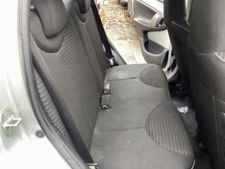 Peugeot 107 107, Hatchback, 2005 / 2014 1.0 12V picture 24