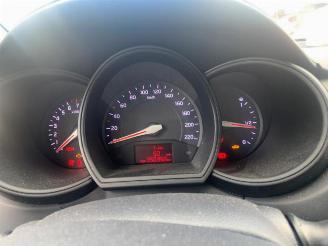 Kia Rio Rio III (UB), Hatchback, 2011 / 2017 1.2 CVVT 16V picture 18