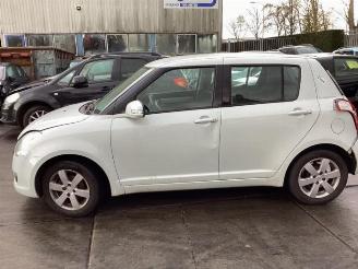 Suzuki Swift Swift (ZA/ZC/ZD1/2/3/9), Hatchback, 2005 / 2011 1.3 VVT 16V picture 9