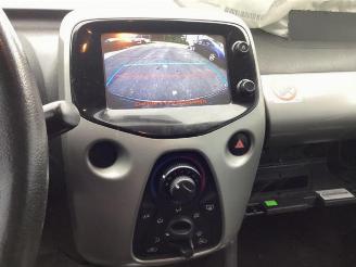 Peugeot 108 108, Hatchback, 2014 1.0 12V picture 18